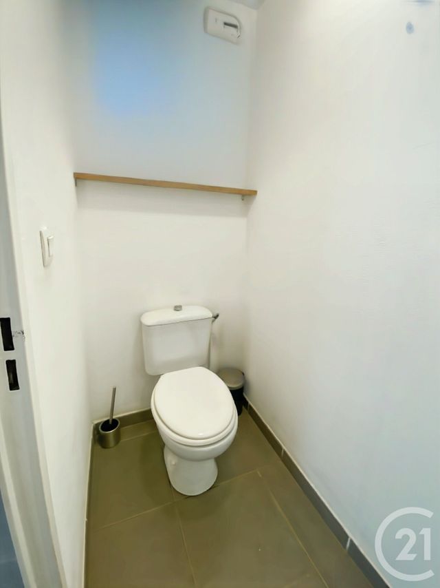 Appartement T3 à vendre - 3 pièces - 60.67 m2 - MARSEILLE - 13011 - PROVENCE-ALPES-COTE-D-AZUR - Century 21 Le Taoumé