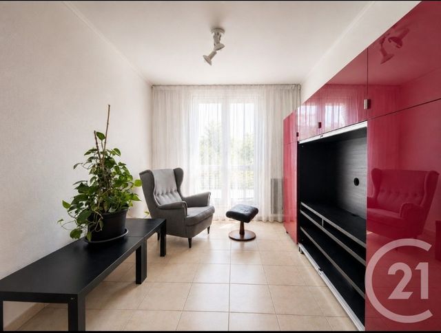 Appartement T4 à louer - 4 pièces - 66.7 m2 - MARSEILLE - 13012 - PROVENCE-ALPES-COTE-D-AZUR - Century 21 Le Taoumé