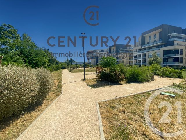 Appartement à vendre - 2 pièces - 47.27 m2 - MARSEILLE - 13010 - PROVENCE-ALPES-COTE-D-AZUR - Century 21 Le Taoumé