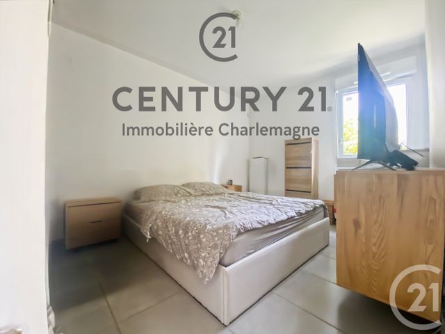 Appartement à vendre - 2 pièces - 47.27 m2 - MARSEILLE - 13010 - PROVENCE-ALPES-COTE-D-AZUR - Century 21 Le Taoumé