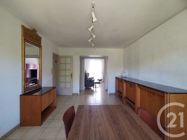 Appartement T4 à vendre - 4 pièces - 66.7 m2 - MARSEILLE - 13012 - PROVENCE-ALPES-COTE-D-AZUR - Century 21 Le Taoumé