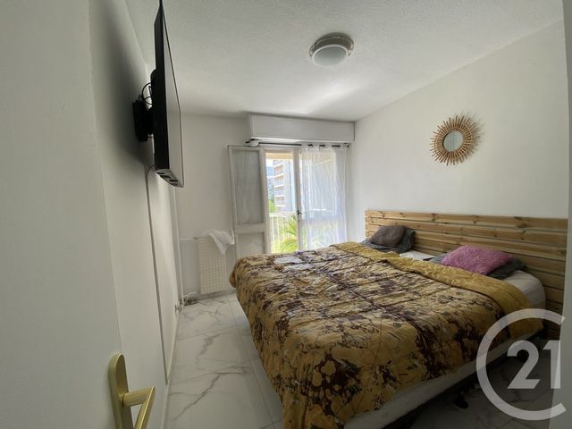 Appartement T4 à vendre - 4 pièces - 75.0 m2 - MARSEILLE - 13010 - PROVENCE-ALPES-COTE-D-AZUR - Century 21 Le Taoumé