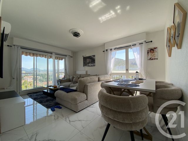 Appartement T4 à vendre - 4 pièces - 75.0 m2 - MARSEILLE - 13010 - PROVENCE-ALPES-COTE-D-AZUR - Century 21 Le Taoumé