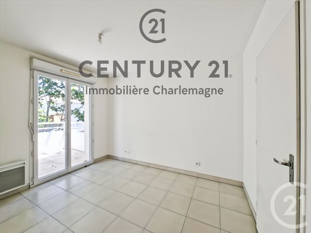 Appartement T2 à vendre - 2 pièces - 35.75 m2 - MARSEILLE - 13011 - PROVENCE-ALPES-COTE-D-AZUR - Century 21 Le Taoumé