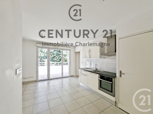 Appartement T2 à vendre - 2 pièces - 35.75 m2 - MARSEILLE - 13011 - PROVENCE-ALPES-COTE-D-AZUR - Century 21 Le Taoumé