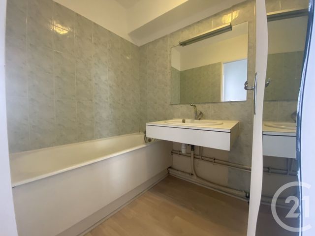 Appartement T1 à louer - 1 pièce - 28.0 m2 - MARSEILLE - 13009 - PROVENCE-ALPES-COTE-D-AZUR - Century 21 Le Taoumé