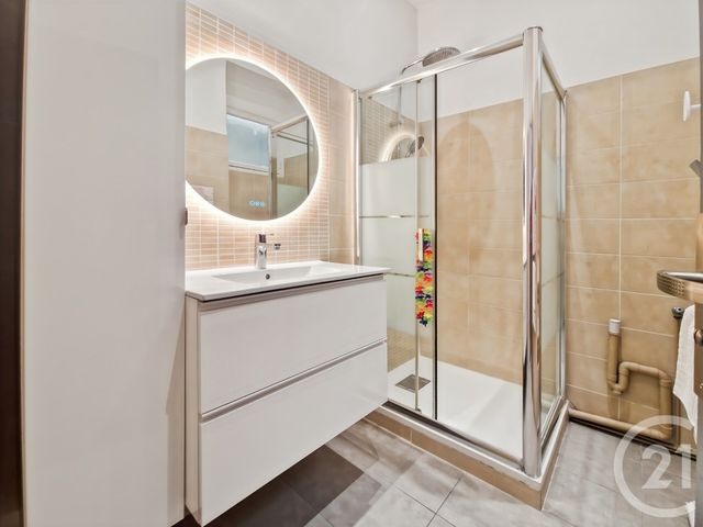 Appartement F3 à vendre - 3 pièces - 48.03 m2 - MARSEILLE - 13010 - PROVENCE-ALPES-COTE-D-AZUR - Century 21 Le Taoumé