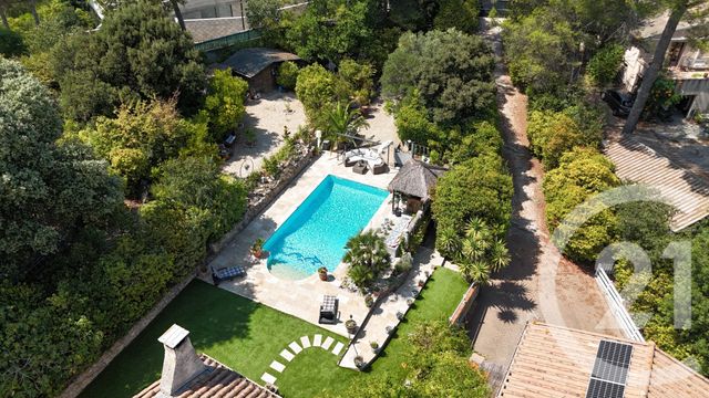 maison à vendre - 5 pièces - 207.0 m2 - MARSEILLE - 13011 - PROVENCE-ALPES-COTE-D-AZUR - Century 21 Le Taoumé