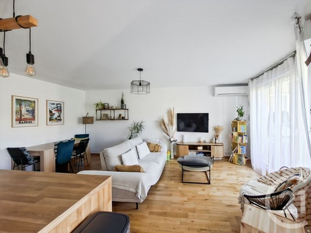 Appartement T3 à vendre - 3 pièces - 69.82 m2 - MARSEILLE - 13012 - PROVENCE-ALPES-COTE-D-AZUR - Century 21 Le Taoumé