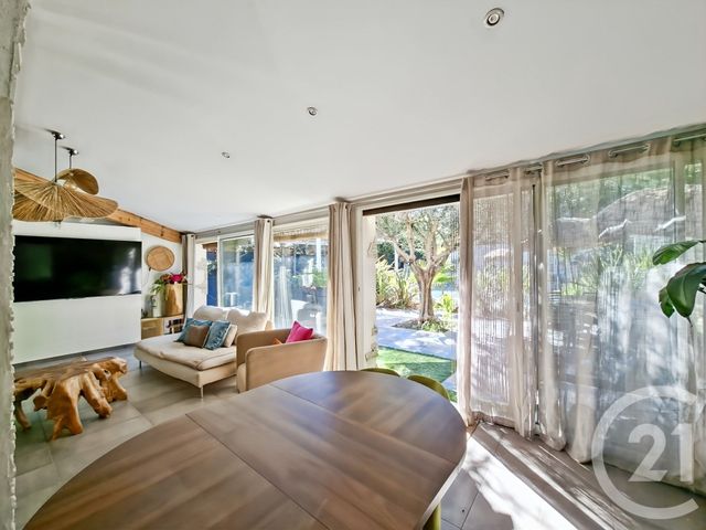 maison à vendre - 6 pièces - 147.8 m2 - MARSEILLE - 13011 - PROVENCE-ALPES-COTE-D-AZUR - Century 21 Le Taoumé