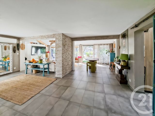 maison à vendre - 6 pièces - 147.8 m2 - MARSEILLE - 13011 - PROVENCE-ALPES-COTE-D-AZUR - Century 21 Le Taoumé