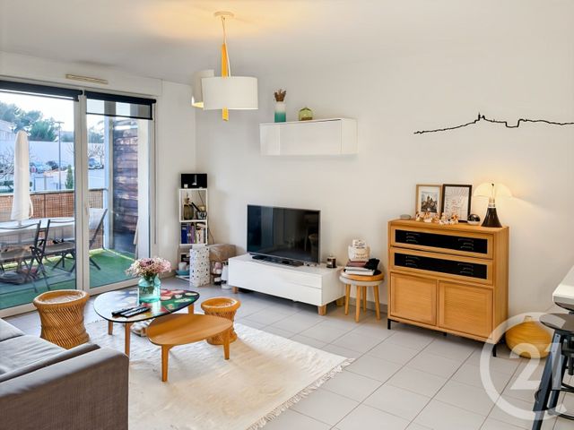 Appartement T3 à vendre - 3 pièces - 58.11 m2 - MARSEILLE - 13012 - PROVENCE-ALPES-COTE-D-AZUR - Century 21 Le Taoumé
