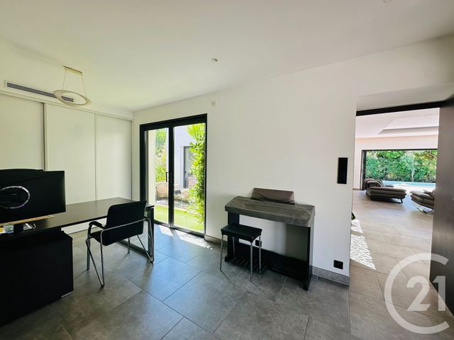 maison à vendre - 5 pièces - 152.26 m2 - MARSEILLE - 13011 - PROVENCE-ALPES-COTE-D-AZUR - Century 21 Le Taoumé