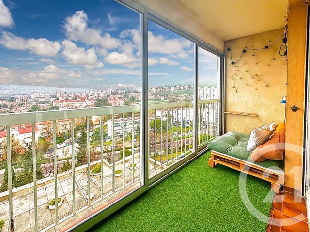 Appartement T6 à vendre - 6 pièces - 97.64 m2 - MARSEILLE - 13010 - PROVENCE-ALPES-COTE-D-AZUR - Century 21 Le Taoumé