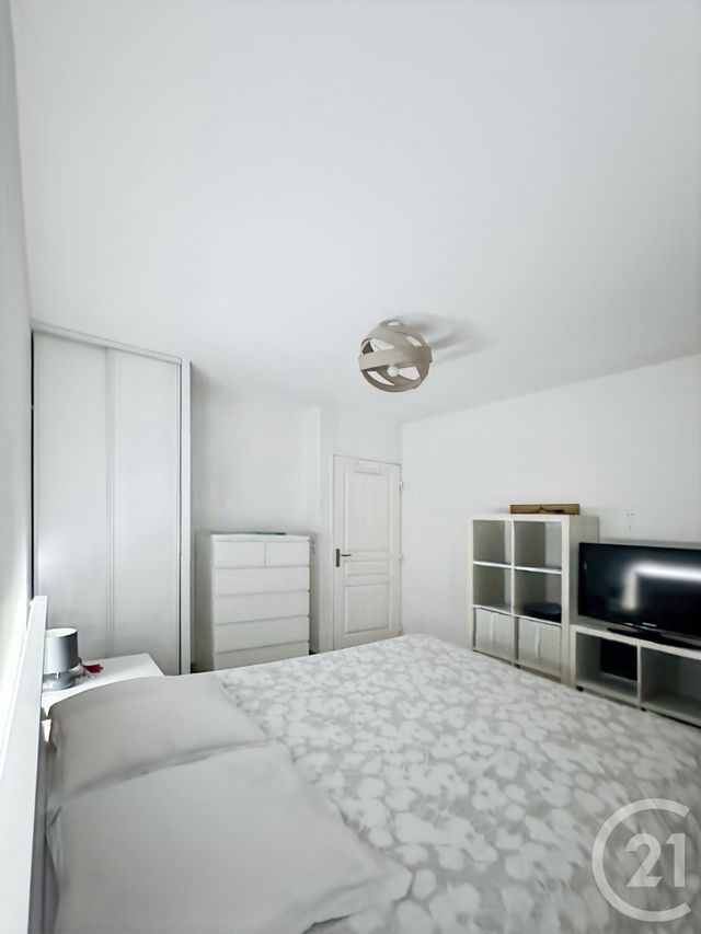 Appartement T3 à vendre - 3 pièces - 54.36 m2 - MARSEILLE - 13011 - PROVENCE-ALPES-COTE-D-AZUR - Century 21 Le Taoumé