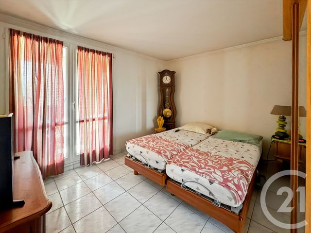 Appartement à vendre - 3 pièces - 67.5 m2 - MARSEILLE - 13011 - PROVENCE-ALPES-COTE-D-AZUR - Century 21 Le Taoumé