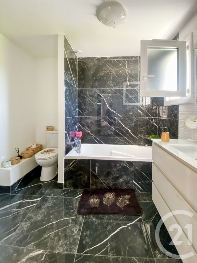 maison à vendre - 5 pièces - 115.0 m2 - MARSEILLE - 13011 - PROVENCE-ALPES-COTE-D-AZUR - Century 21 Le Taoumé