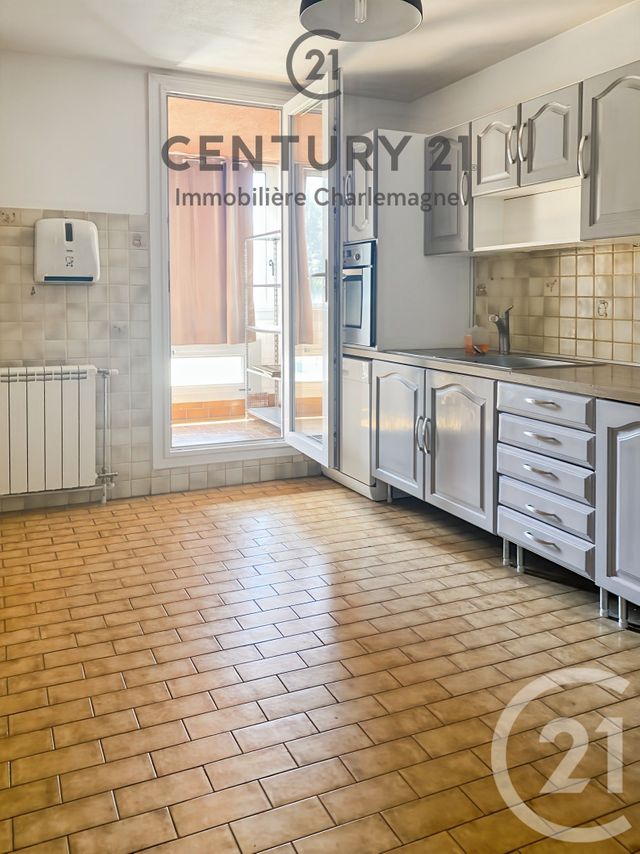Appartement F4 à louer - 4 pièces - 86.0 m2 - AUBAGNE - 13 - PROVENCE-ALPES-COTE-D-AZUR - Century 21 Le Taoumé