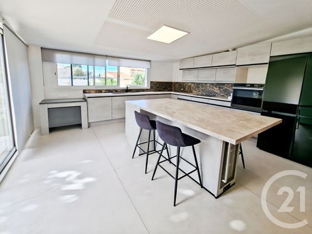 maison à vendre - 4 pièces - 109.6 m2 - ALLAUCH - 13 - PROVENCE-ALPES-COTE-D-AZUR - Century 21 Le Taoumé