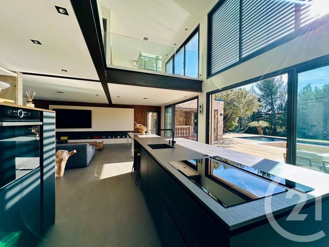 maison à vendre - 6 pièces - 224.36 m2 - MARSEILLE - 13011 - PROVENCE-ALPES-COTE-D-AZUR - Century 21 Le Taoumé