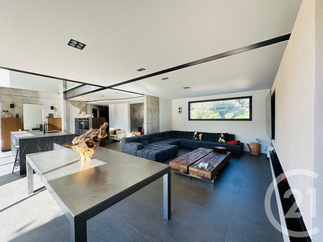 maison à vendre - 6 pièces - 224.36 m2 - MARSEILLE - 13011 - PROVENCE-ALPES-COTE-D-AZUR - Century 21 Le Taoumé