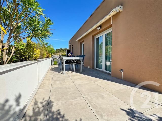 Appartement T3 à vendre - 3 pièces - 83.36 m2 - MARSEILLE - 13011 - PROVENCE-ALPES-COTE-D-AZUR - Century 21 Le Taoumé