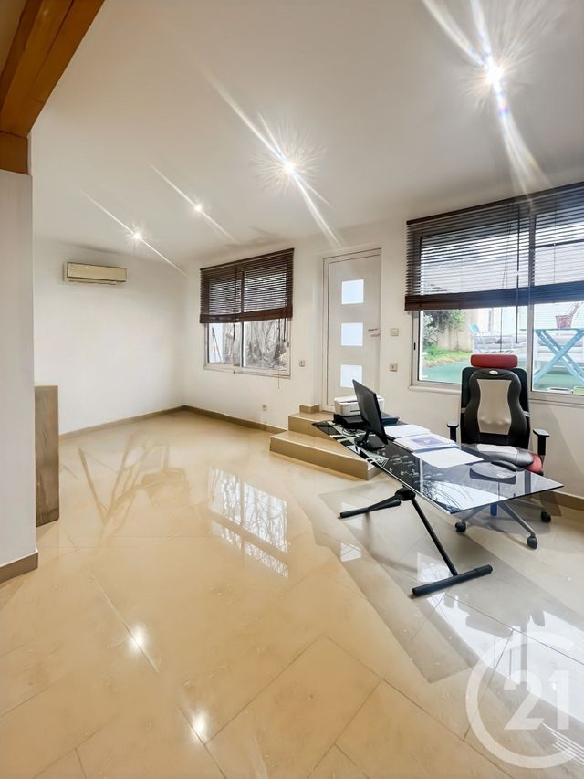 maison à vendre - 5 pièces - 158.0 m2 - MARSEILLE - 13011 - PROVENCE-ALPES-COTE-D-AZUR - Century 21 Le Taoumé