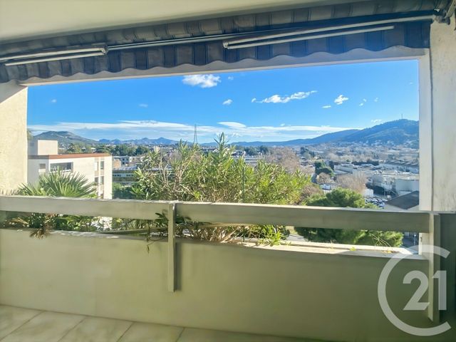 Appartement T4 à vendre - 4 pièces - 79.19 m2 - MARSEILLE - 13011 - PROVENCE-ALPES-COTE-D-AZUR - Century 21 Le Taoumé