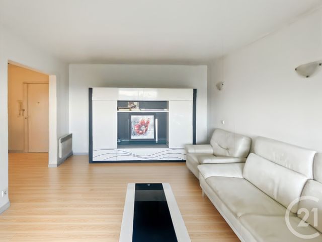 Appartement T4 à vendre - 4 pièces - 79.19 m2 - MARSEILLE - 13011 - PROVENCE-ALPES-COTE-D-AZUR - Century 21 Le Taoumé