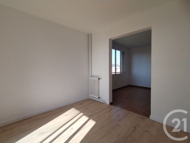 Appartement T3 à vendre - 3 pièces - 56.81 m2 - MARSEILLE - 13011 - PROVENCE-ALPES-COTE-D-AZUR - Century 21 Le Taoumé