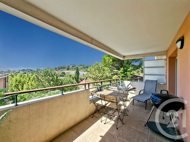 Appartement T2 à vendre - 2 pièces - 37.0 m2 - MARSEILLE - 13012 - PROVENCE-ALPES-COTE-D-AZUR - Century 21 Le Taoumé