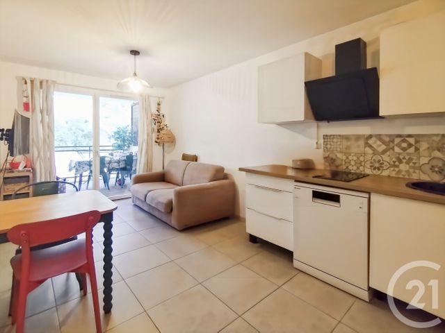 Appartement T2 à vendre - 2 pièces - 33.02 m2 - MARSEILLE - 13011 - PROVENCE-ALPES-COTE-D-AZUR - Century 21 Le Taoumé
