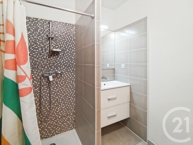 Appartement T2 à vendre - 2 pièces - 33.02 m2 - MARSEILLE - 13011 - PROVENCE-ALPES-COTE-D-AZUR - Century 21 Le Taoumé