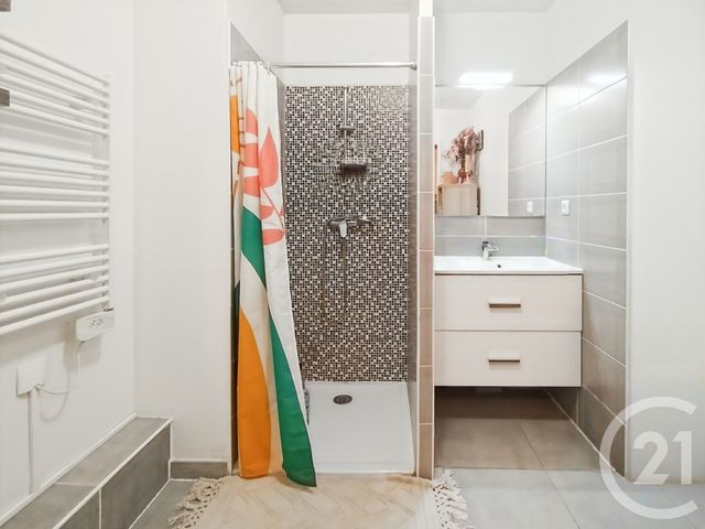 Appartement T2 à vendre - 2 pièces - 33.02 m2 - MARSEILLE - 13011 - PROVENCE-ALPES-COTE-D-AZUR - Century 21 Le Taoumé