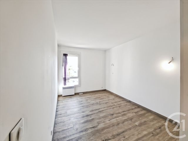 Appartement T4 à vendre - 4 pièces - 78.89 m2 - MARSEILLE - 13011 - PROVENCE-ALPES-COTE-D-AZUR - Century 21 Le Taoumé