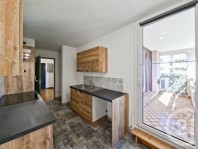 Appartement T4 à vendre - 4 pièces - 78.89 m2 - MARSEILLE - 13011 - PROVENCE-ALPES-COTE-D-AZUR - Century 21 Le Taoumé