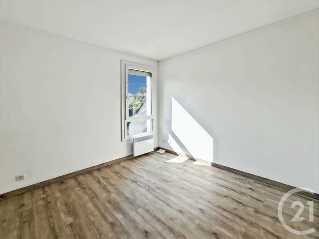 Appartement T4 à vendre - 4 pièces - 78.89 m2 - MARSEILLE - 13011 - PROVENCE-ALPES-COTE-D-AZUR - Century 21 Le Taoumé