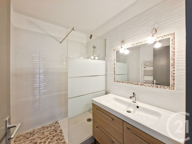 Appartement T4 à vendre - 4 pièces - 78.89 m2 - MARSEILLE - 13011 - PROVENCE-ALPES-COTE-D-AZUR - Century 21 Le Taoumé