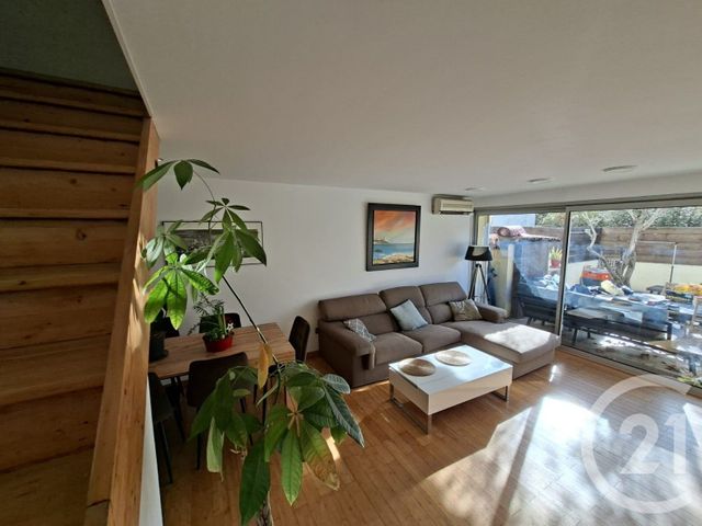 Appartement T3 à vendre - 3 pièces - 60.5 m2 - MARSEILLE - 13011 - PROVENCE-ALPES-COTE-D-AZUR - Century 21 Le Taoumé