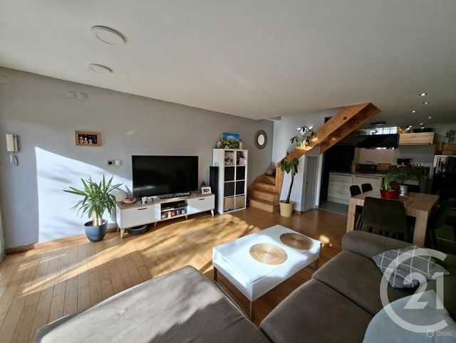 Appartement T3 à vendre - 3 pièces - 60.5 m2 - MARSEILLE - 13011 - PROVENCE-ALPES-COTE-D-AZUR - Century 21 Le Taoumé