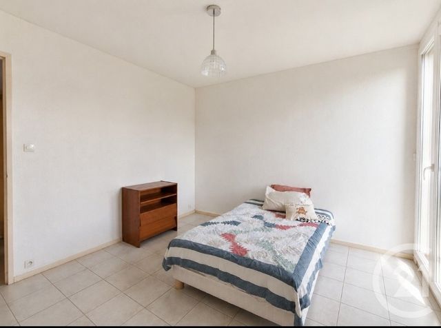 Appartement T4 à vendre - 4 pièces - 74.65 m2 - MARSEILLE - 13010 - PROVENCE-ALPES-COTE-D-AZUR - Century 21 Le Taoumé