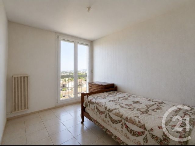 Appartement T4 à vendre - 4 pièces - 74.65 m2 - MARSEILLE - 13010 - PROVENCE-ALPES-COTE-D-AZUR - Century 21 Le Taoumé